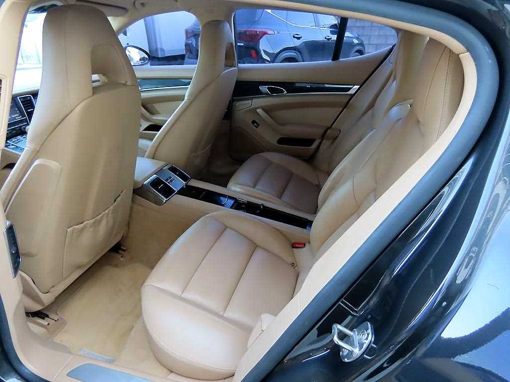 Porsche Panamera — photo 06