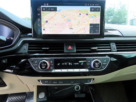 Audi A4 — photo 13