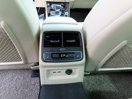 Audi A4 — photo 17