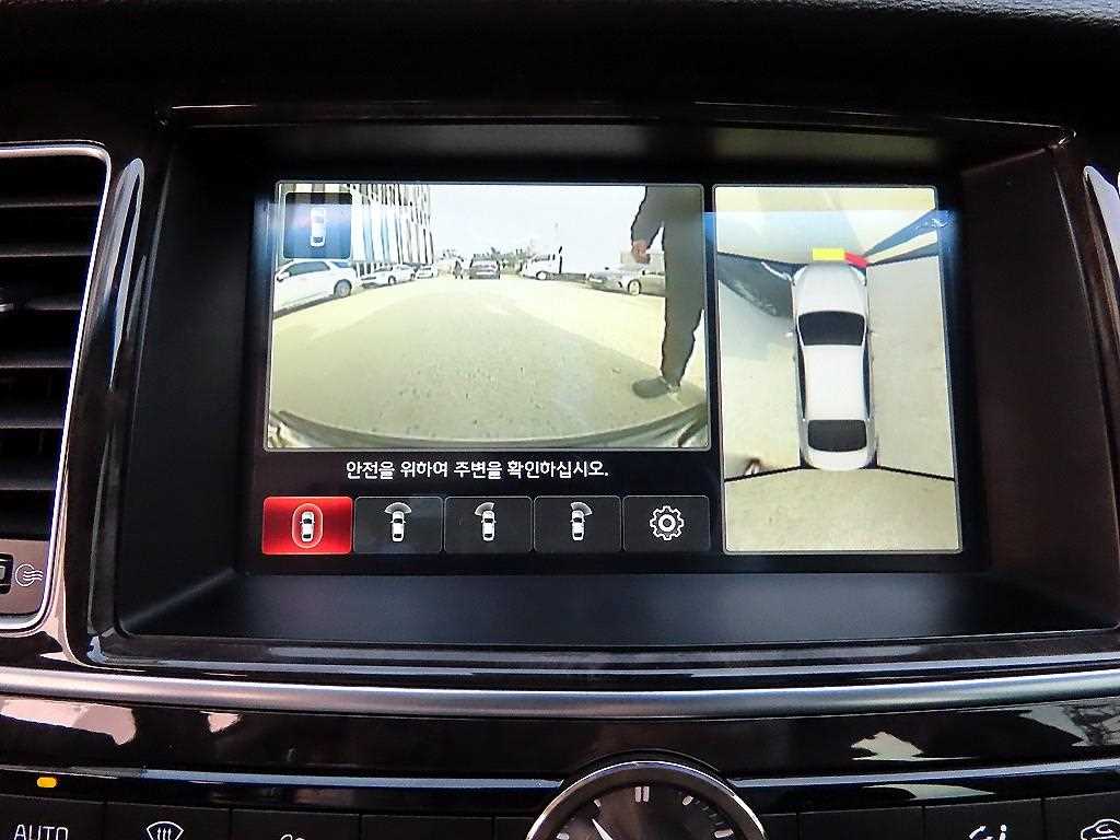 Kia K9 — photo 15