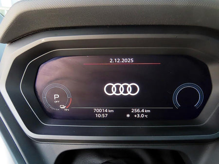 Audi Q4 e-tron — photo 09