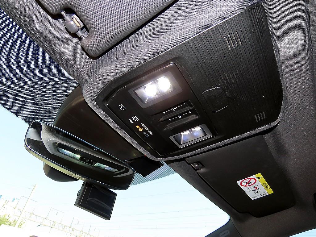 Audi Q4 e-tron — photo 15