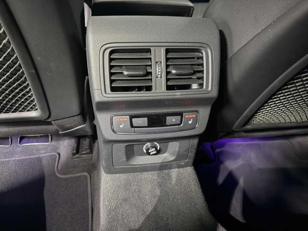 Audi Q5 — photo 05