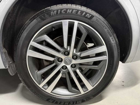 Audi Q5 — photo 09