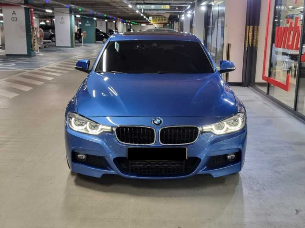 BMW 3-Series — photo 01