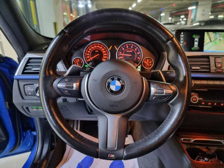 BMW 3-Series — photo 10