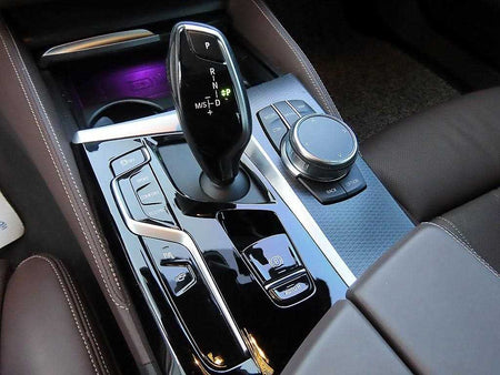 BMW 5-Series — photo 11