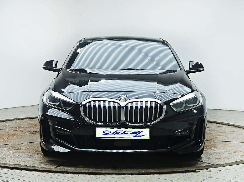 BMW 1-Series — photo 01