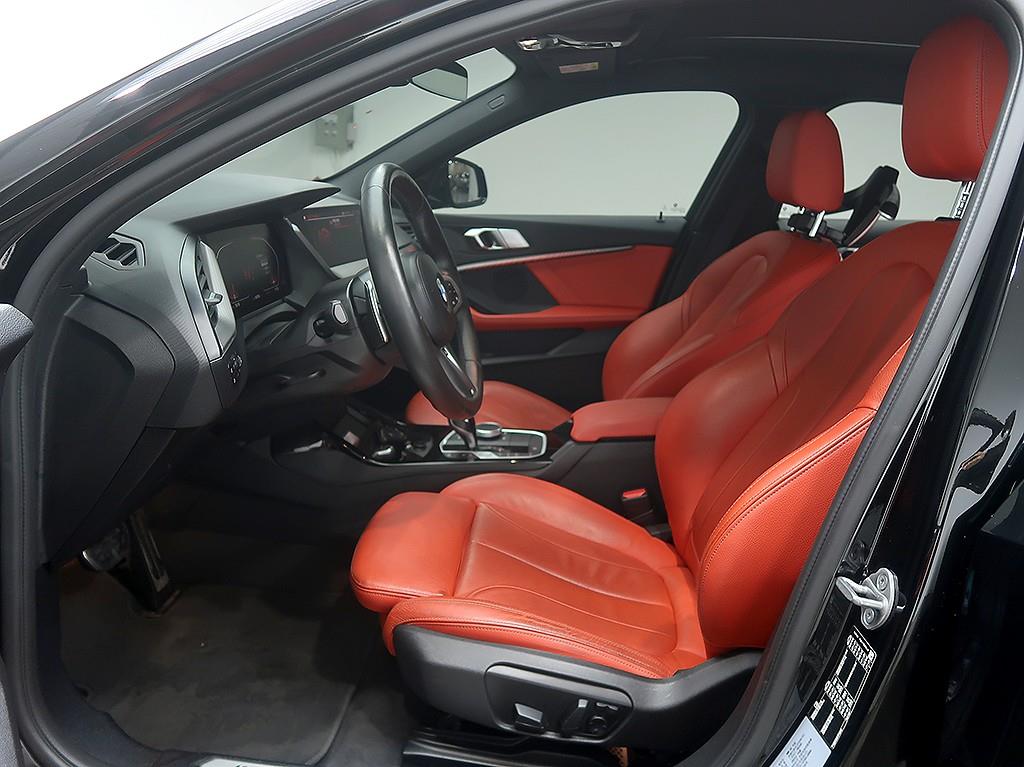 BMW 1-Series — photo 11