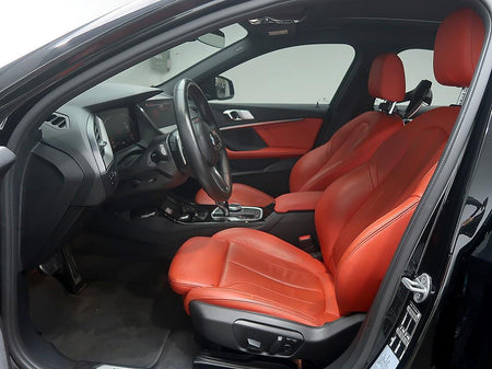 BMW 1-Series — photo 11
