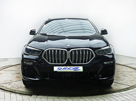 BMW X6 — photo 01