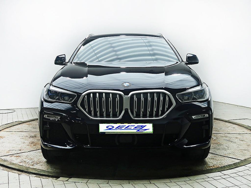 BMW X6 — photo 01