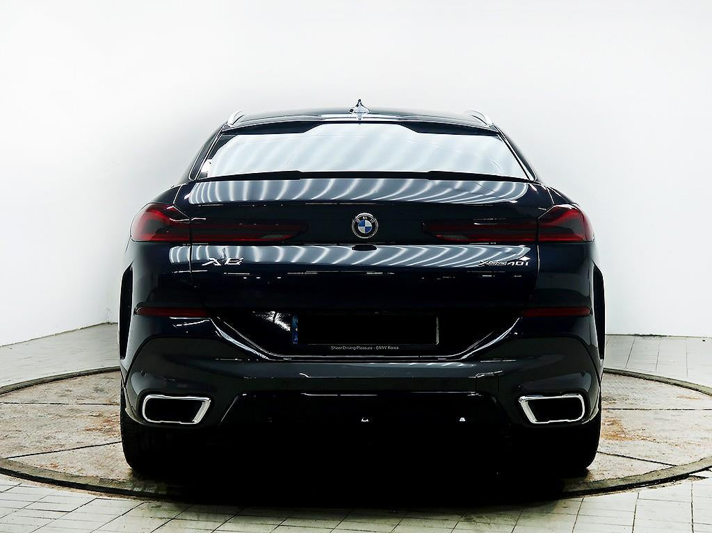 BMW X6 — photo 03