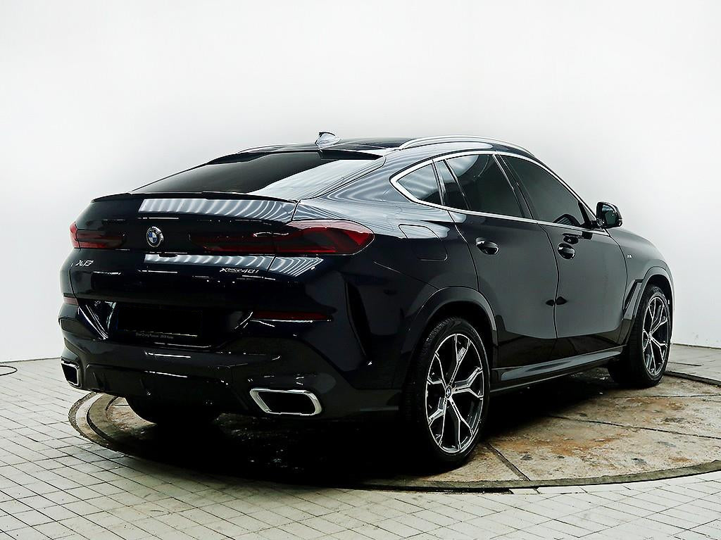 BMW X6 — photo 04
