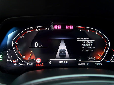 BMW X6 — photo 06