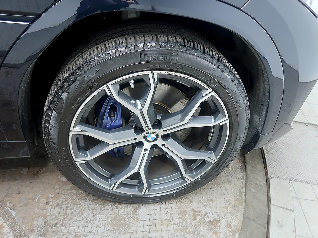 BMW X6 — photo 07