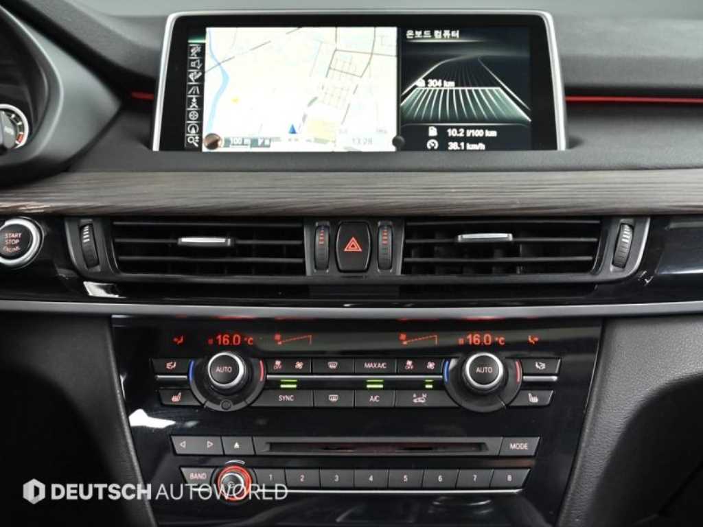 BMW X5 — photo 09