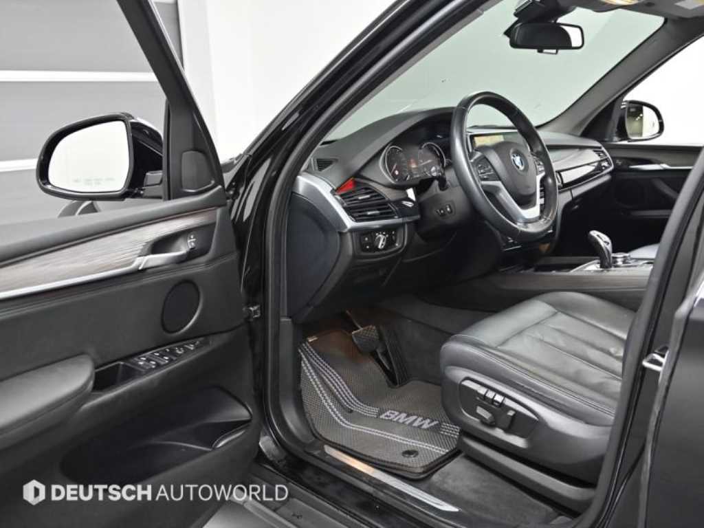 BMW X5 — photo 13