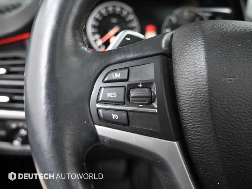 BMW X5 — photo 17