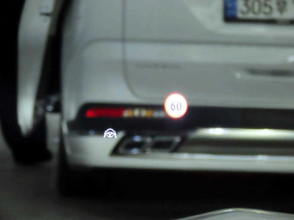 Mercedes-Benz CLS-Class — photo 13