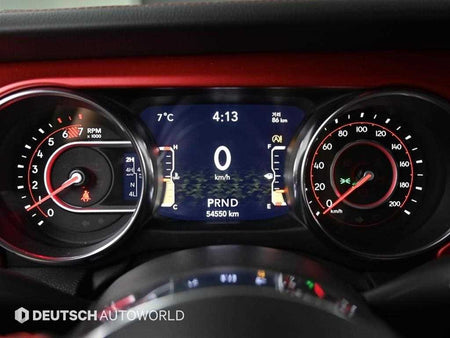 Jeep Wrangler — photo 08