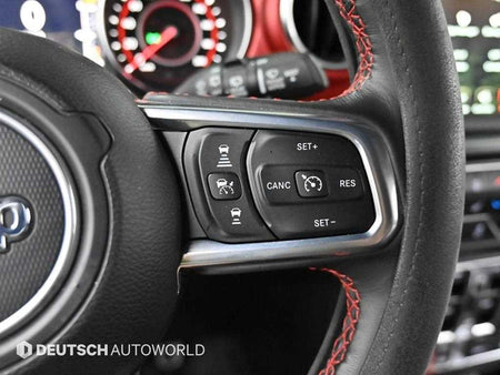 Jeep Wrangler — photo 18