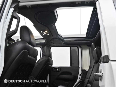 Jeep Wrangler — photo 19