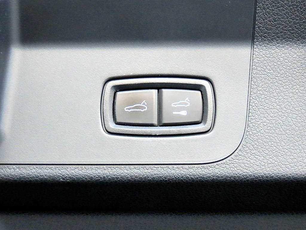 Porsche Panamera — photo 17