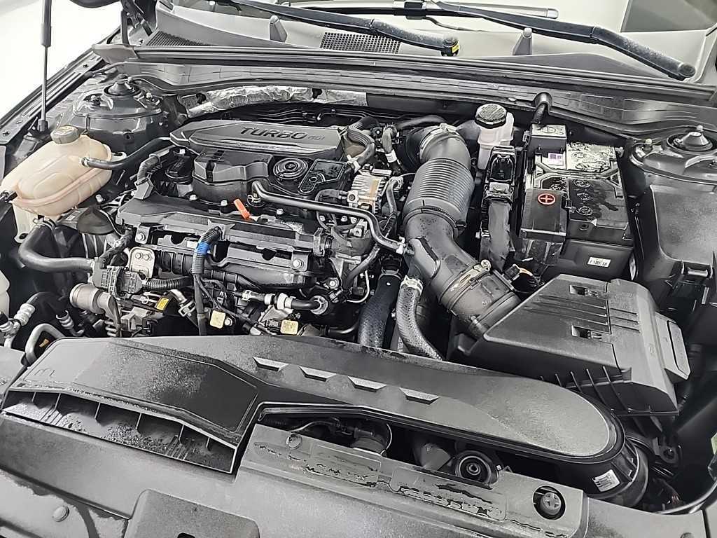 Kia K5 — photo 05