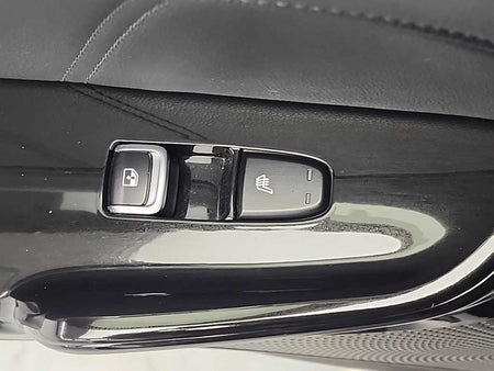 Kia K5 — photo 15