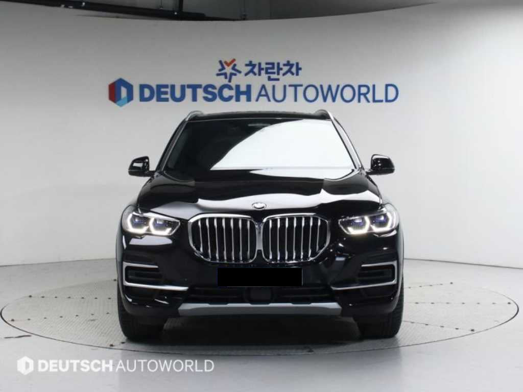 BMW X5 — photo 03