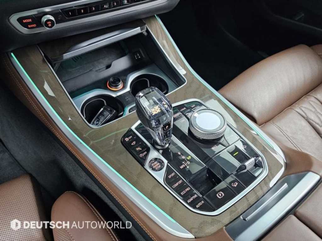 BMW X5 — photo 09