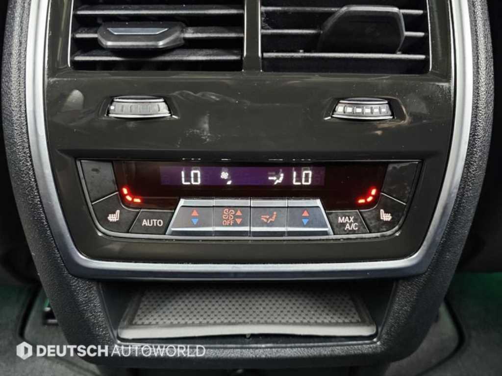 BMW X5 — photo 16