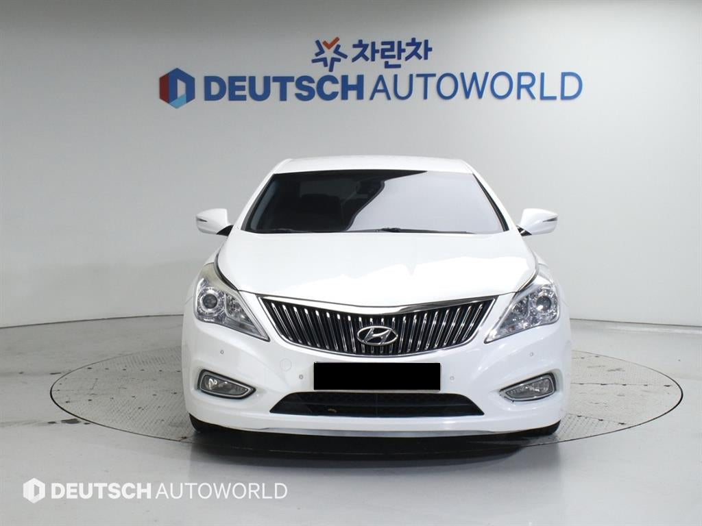 Hyundai Grandeur — photo 03