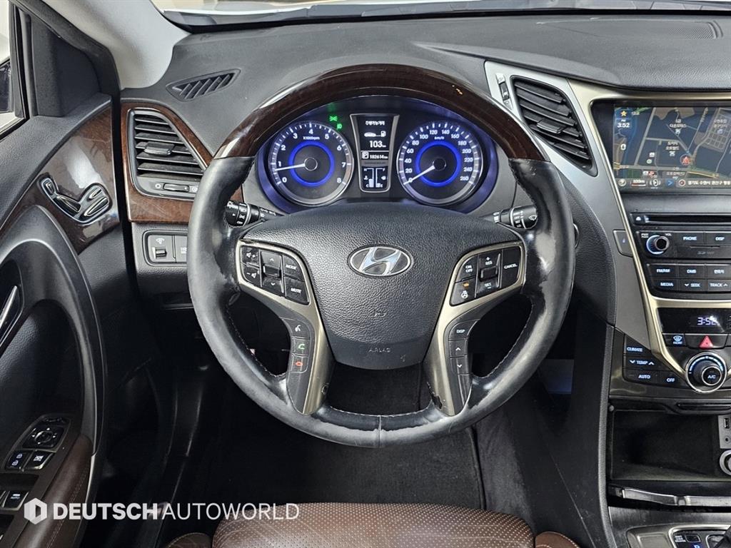 Hyundai Grandeur — photo 11