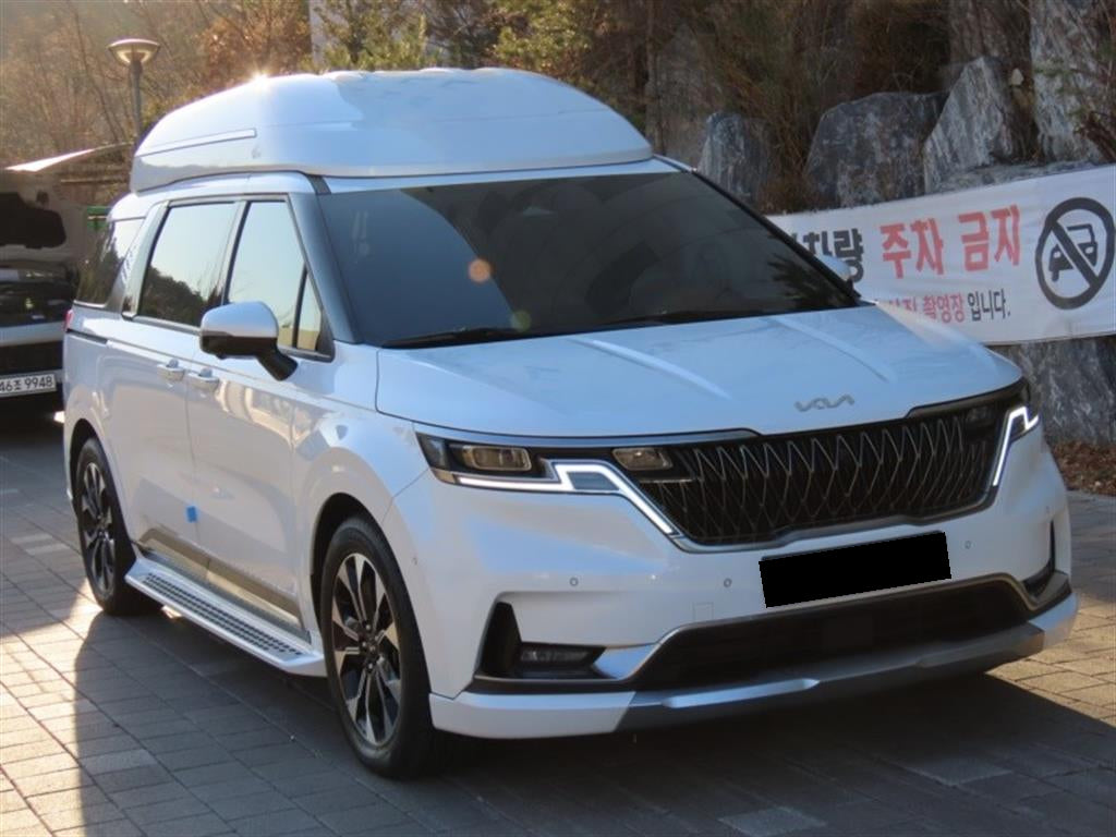 Kia Carnival — photo 02