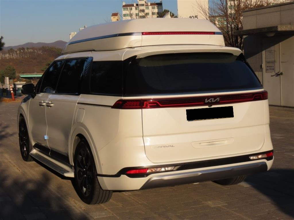 Kia Carnival — photo 04