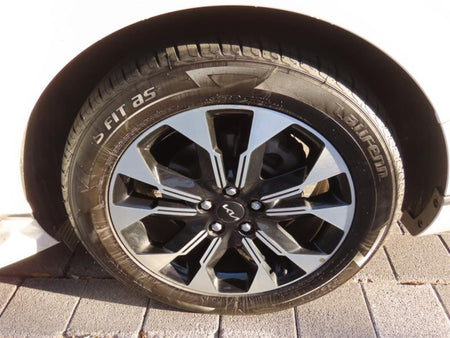 Kia Carnival — photo 17