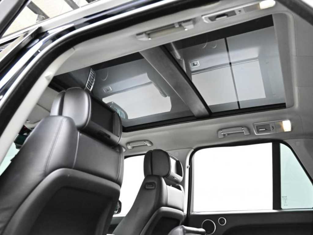 Land Rover Range Rover — photo 19