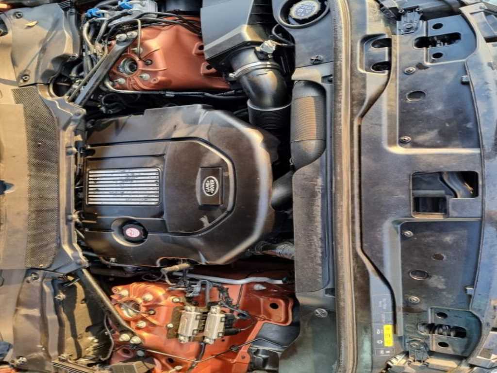 Land Rover Discovery — photo 06