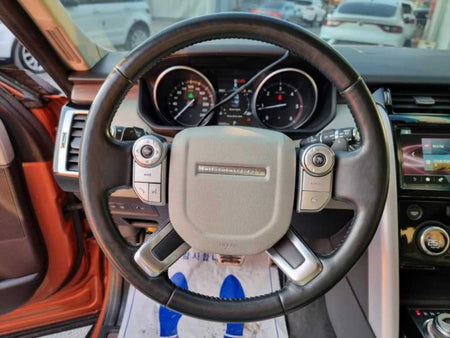 Land Rover Discovery — photo 10