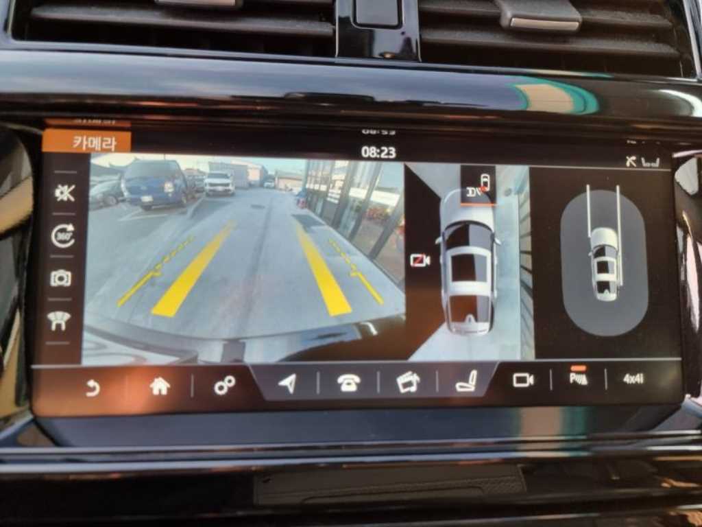 Land Rover Discovery — photo 12