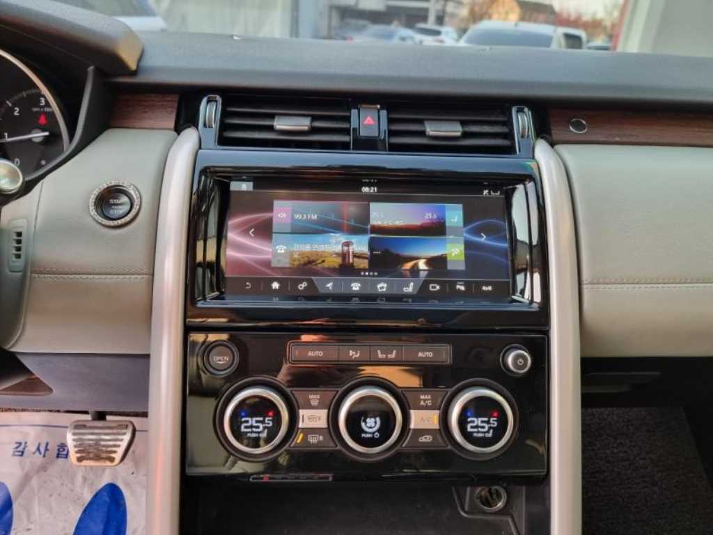 Land Rover Discovery — photo 19