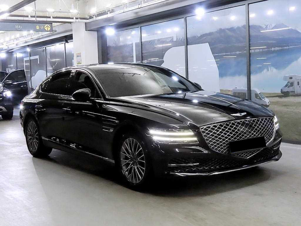Genesis G80 — photo 01