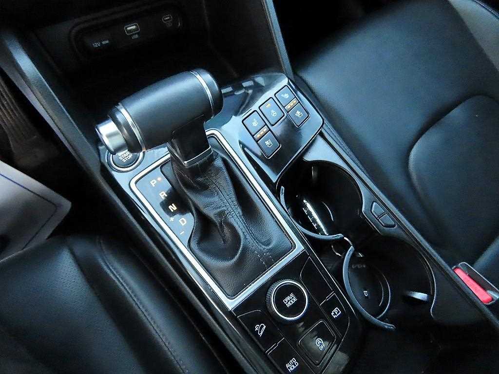 Kia Sportage — photo 10