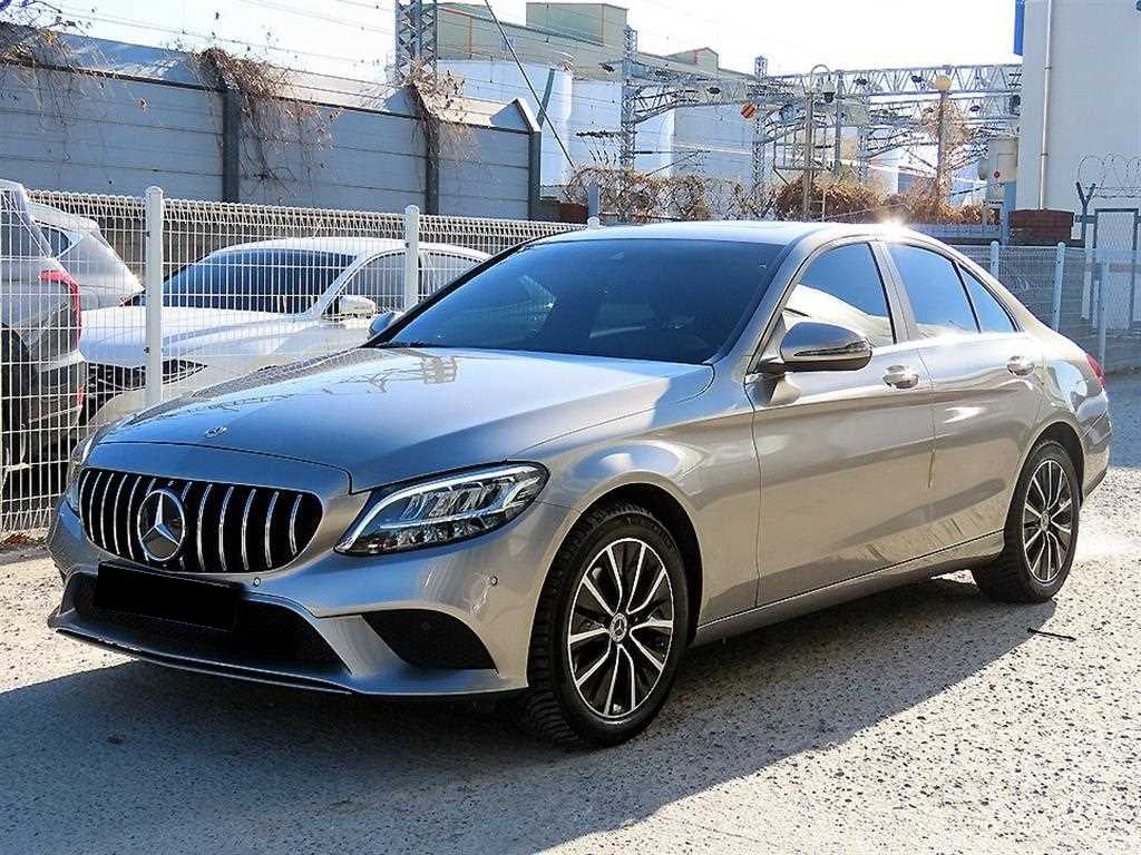 Mercedes-Benz C-Class — photo 02