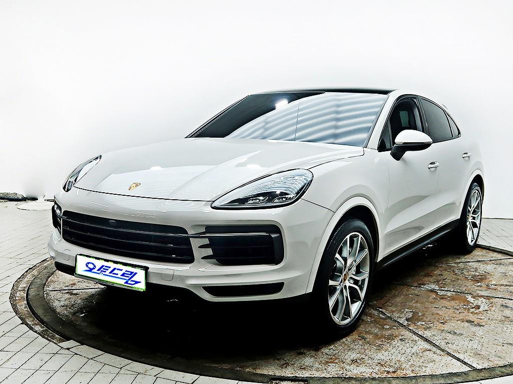 Porsche Cayenne — photo 02