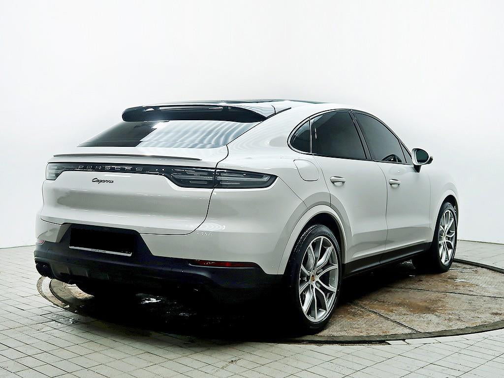 Porsche Cayenne — photo 04