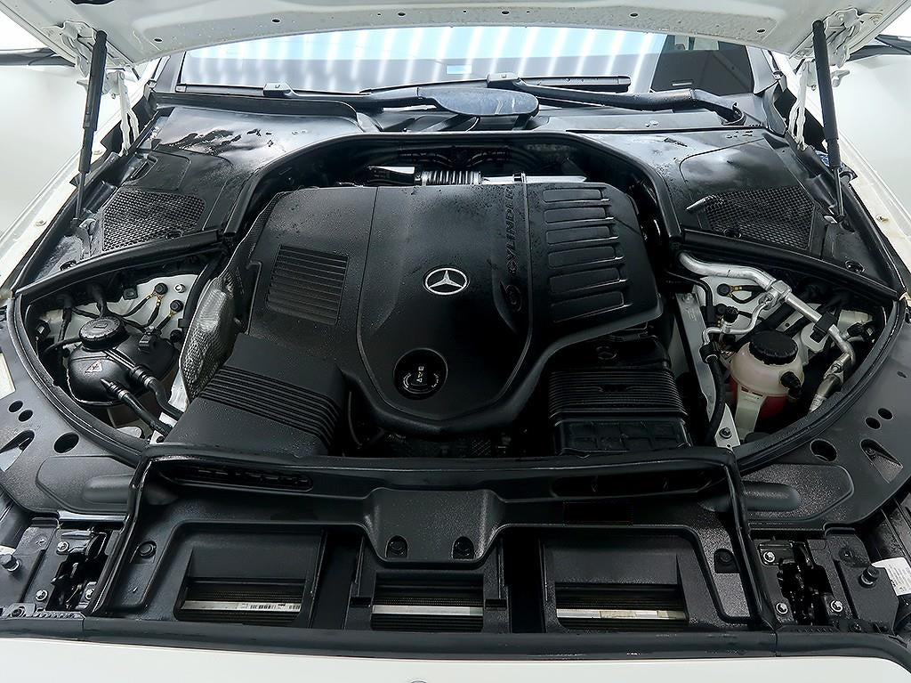 Mercedes-Benz S-Class — photo 07