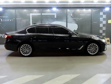 BMW 5-Series — photo 03